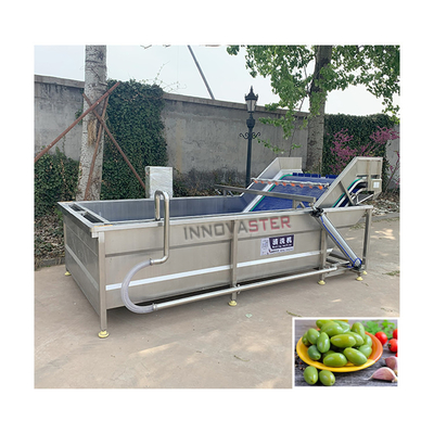 Laveuse automatique de la ligne de transformation des légumes à feuilles de salade avec 6000*1400*2400 dimensions