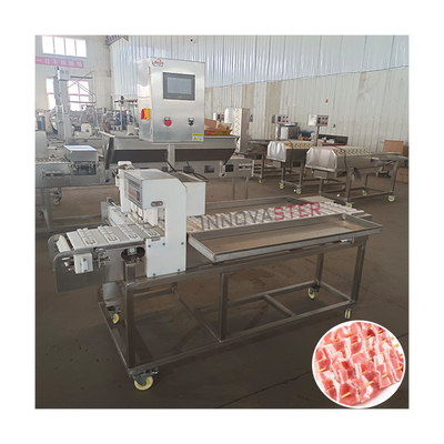 Capacité de 400 kg SUS304 Machine automatique en acier inoxydable pour la viande de poulet barbecue saucisse éplucheuse