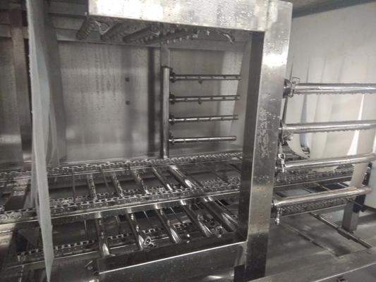 380/480V Voltage Argent Cages en plastique machine à laver pour un nettoyage rapide et complet