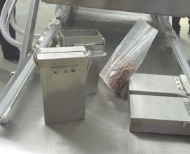 Consommation Machine d'emballage à double vide en acier inoxydable pour les magasins alimentaires