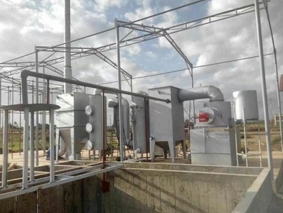 Incinérateur d'élimination des déchets de 11000 kg de poids pour solution d'élimination des déchets inoffensifs des pneus